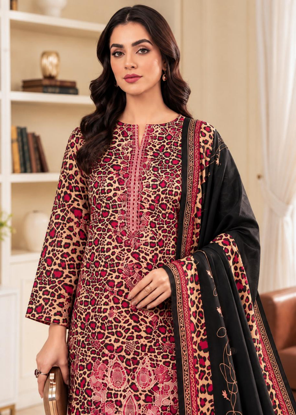 Hajra Emaan Khaddar 3PC