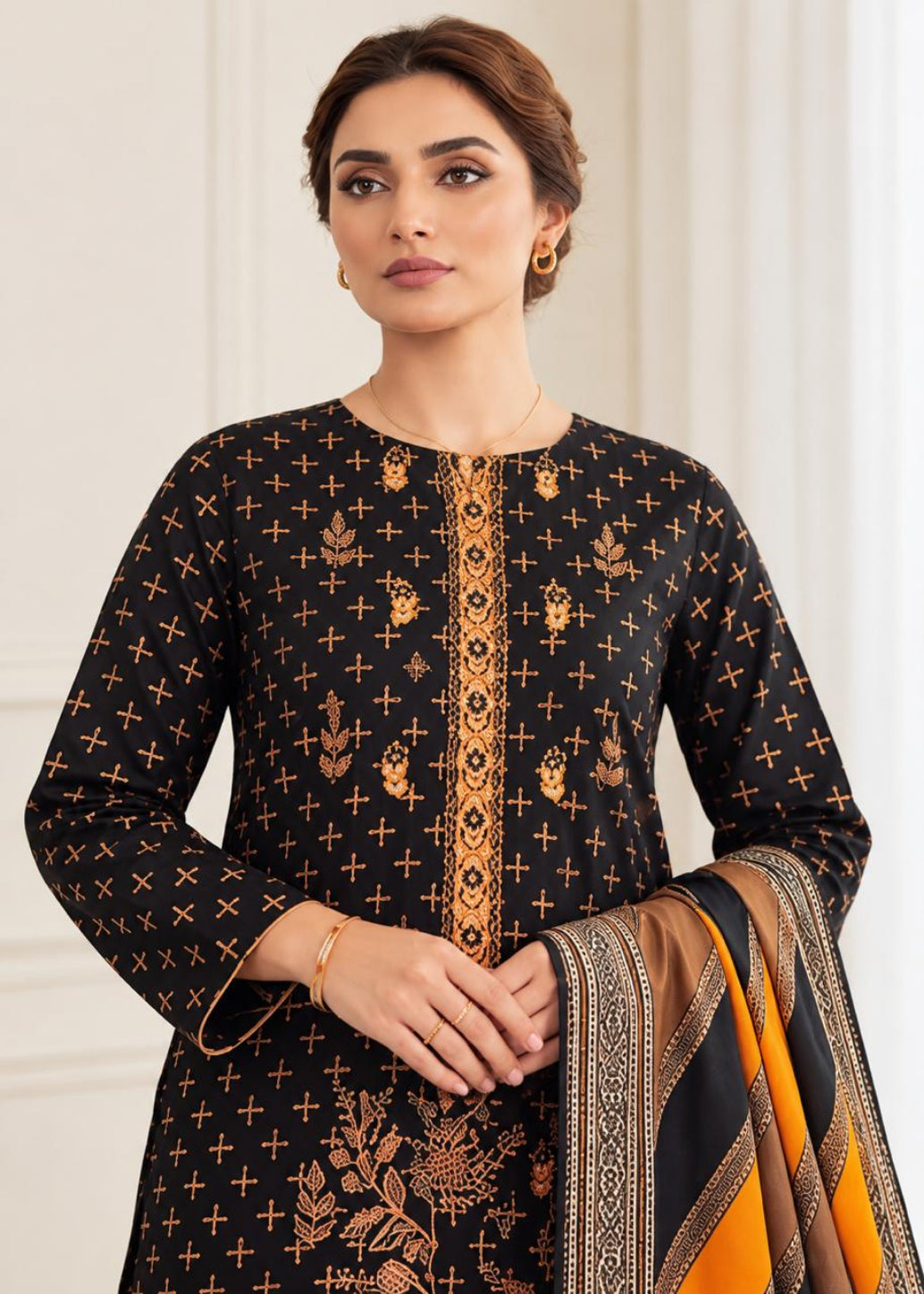 Hajra Emaan Khaddar 3PC