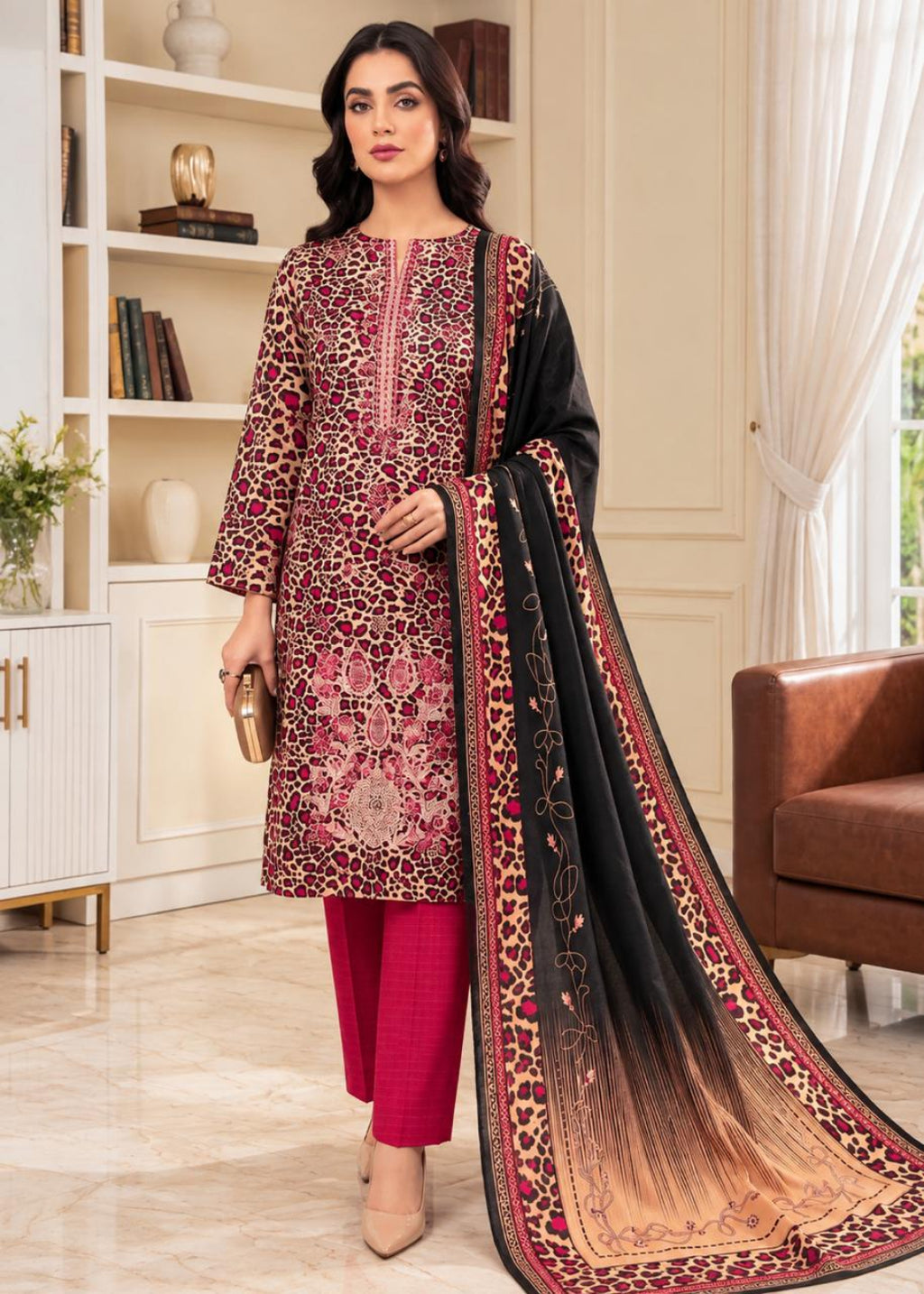 Hajra Emaan Khaddar 3PC